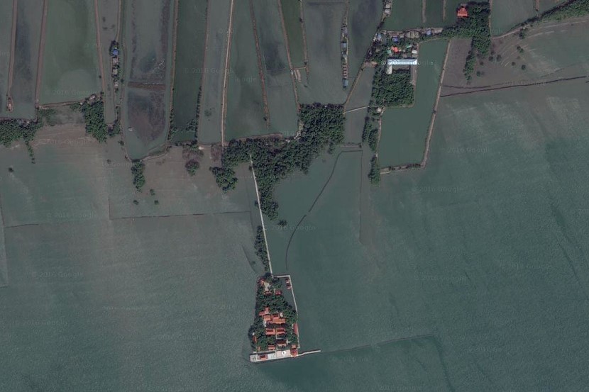 Google Earth image of Wat Khun Samut Chin